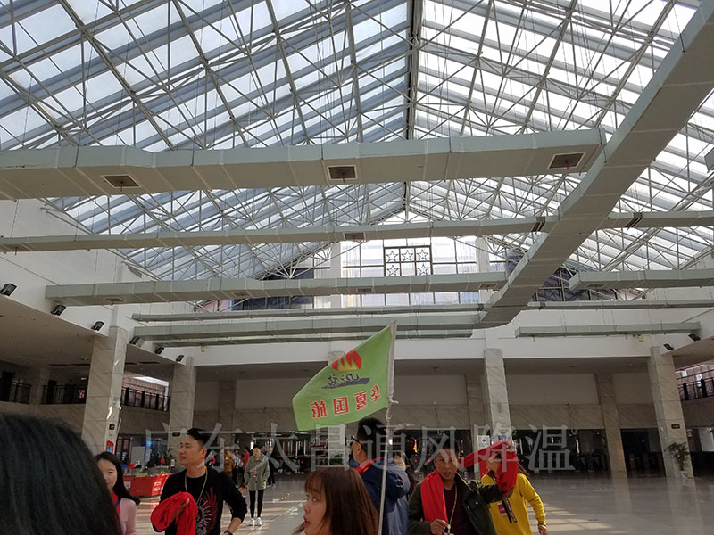 大型公共場所通風降溫.jpg