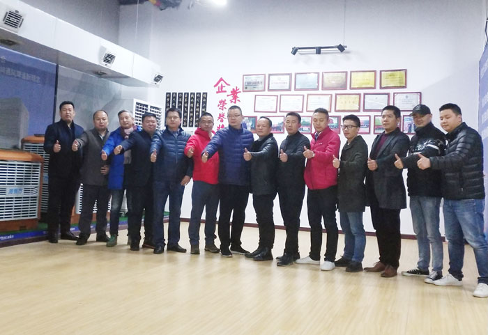 （冬日溫暖）潤東方環保空調總部兄弟團走近各大經銷商